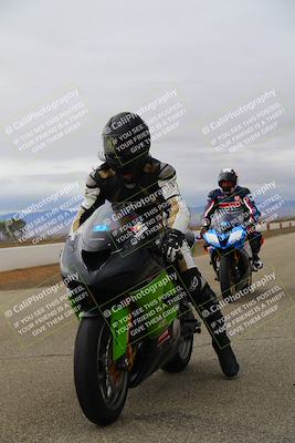 media/Nov-07-2022-Lets Ride (Mon) [[fbd0a82950]]/Around the Pits/
